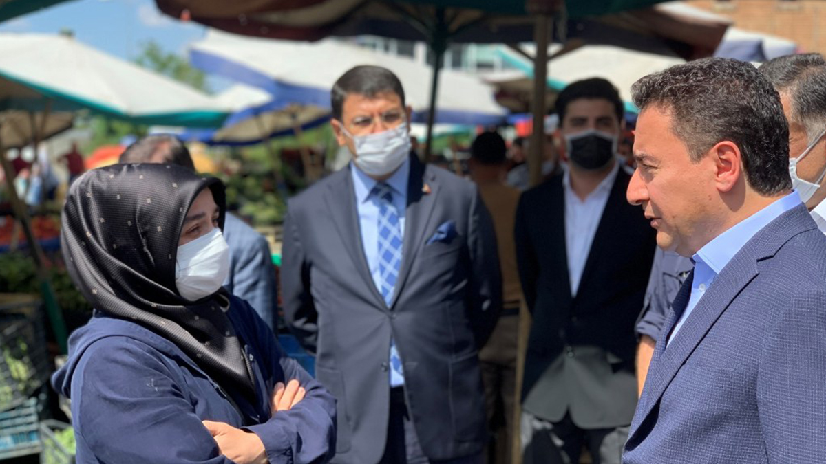 Babacan'dan esnafa: Yıkmaya değil, yapmaya geliyoruz