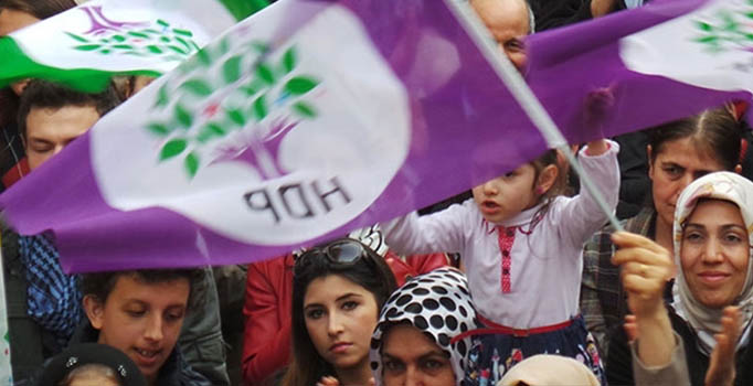 HDP yönetiminin 
"Kürtçe Yemin" kararı