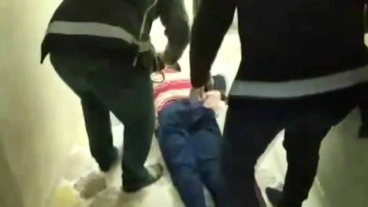 4 ilde 'Sedat Peker' operasyonu: Ele geçirilen video kasetler dikkat çekti