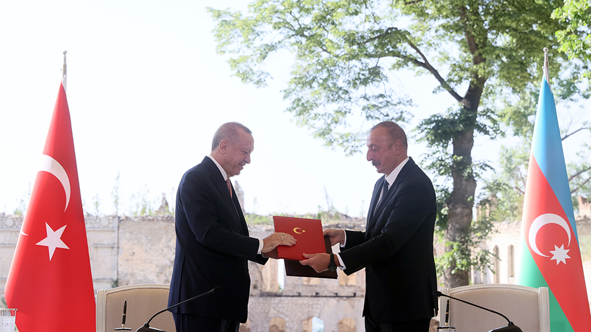 Son dakika! Erdoğan ile Aliyev anlaştı: Şuşa Beyannamesi imzalandı