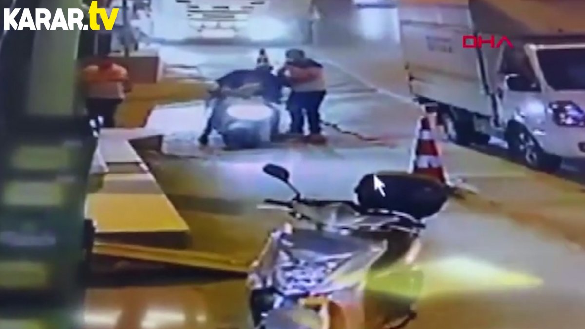 Zehir tüccarlarına suçüstü! Uyuşturucu satışına polis baskını