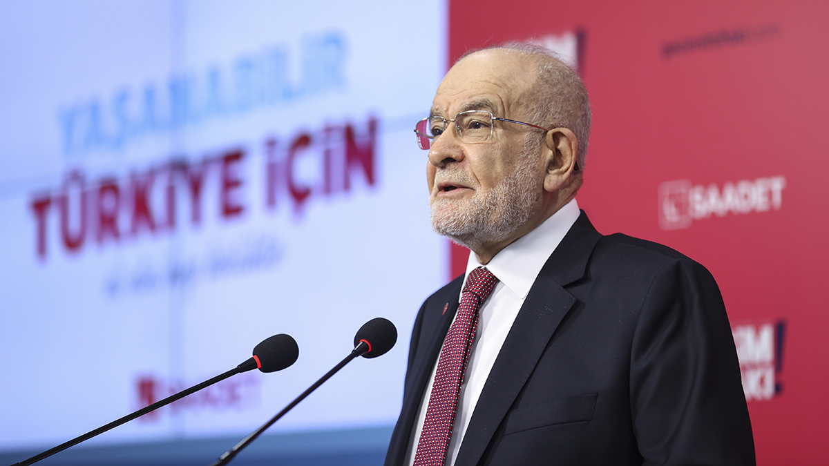 Karamollaoğlu HDP binasına saldırıyı kınadı: Herkes şiddetten vazgeçmeli