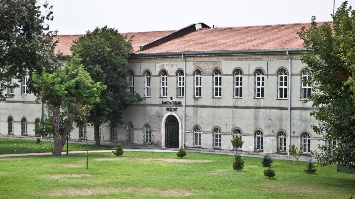 YTÜ'nün tarihi kampüsü yarı zamanlı Millet Bahçesi oluyor