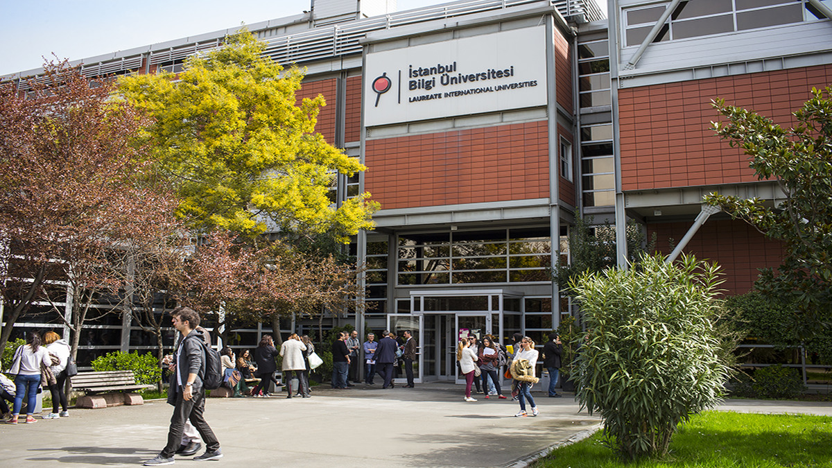 İstanbul Bilgi Üniversitesi Öğretimi ve Araştırma Görevlisi Alıyor