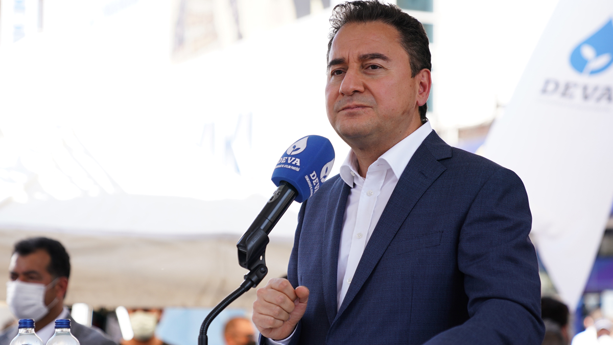 DEVA Partisi Lideri Babacan, Erdoğan'a sordu: Yola çıktıklarınızdan kaçı yanınızda?