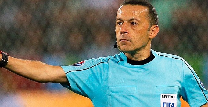 Cüneyt Çakır Türkiye'ye dönüyor