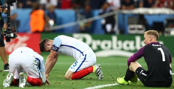 İngiliz The Times Gazetesi İngiliz futbolculara 0 puan verdi