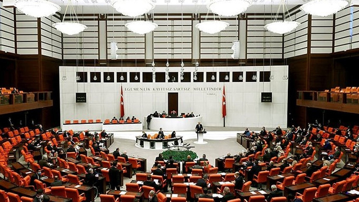 4. Yargı Paketi Adalet Komisyonu'nca kabul edildi