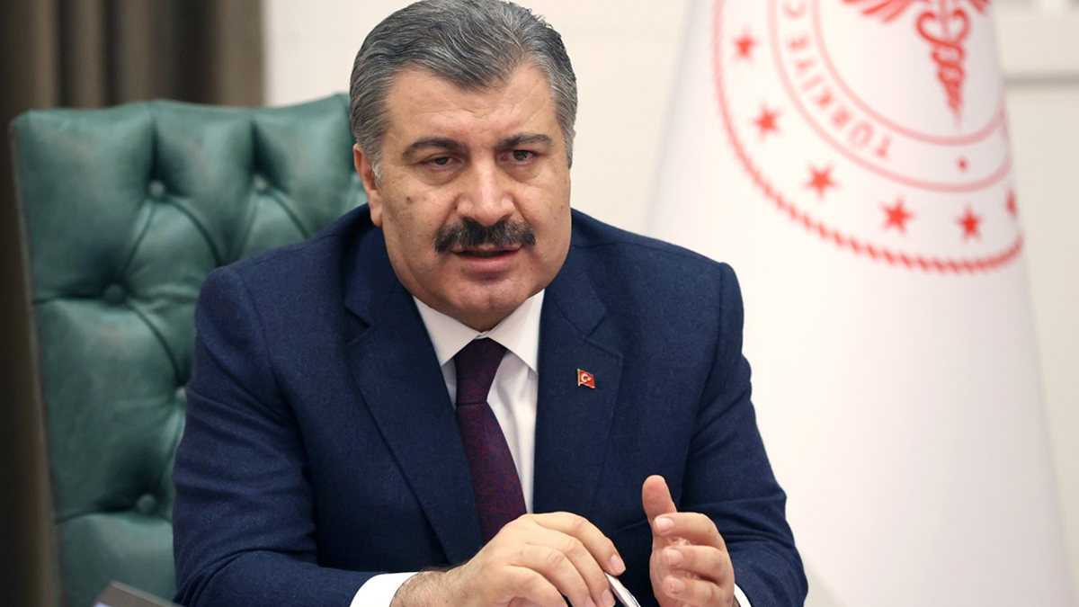 Fahrettin Koca'dan korkutan uyarı: Gelecek 3 yıl hasarı telafi etmekle geçecek