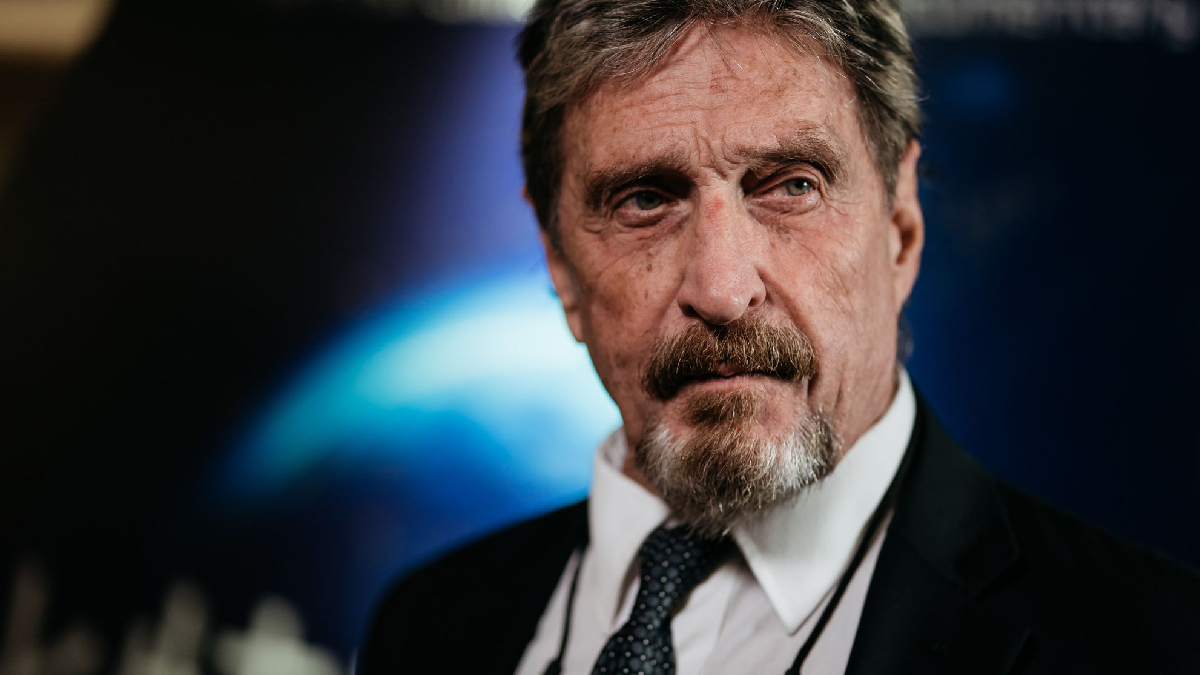 ABD'li virüs yazılımcısı John McAfee cezaevinde ölü bulundu