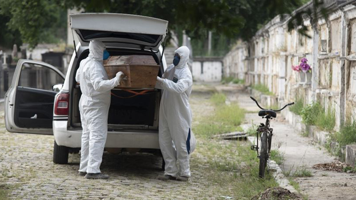 Brezilya'da koronadan hayatını kaybedenler yarım milyonu aştı