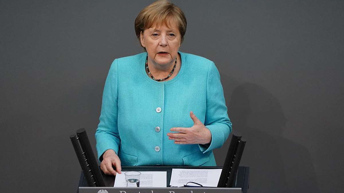 Delta varyantı Merkel'i de endişelendiriyor