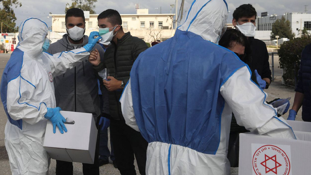 İsrail'de 4. dalga alarmı! Maske zorunluluğu yeniden geldi