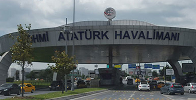 Atatürk Havalimanı saat 8'e kadar kapatıldı-  Son dakika