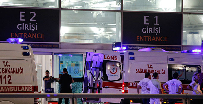 Atatürk Havalimanı'ndaki saldırıda her türlü haber, röportaj ve görüntülere yayın yasağı