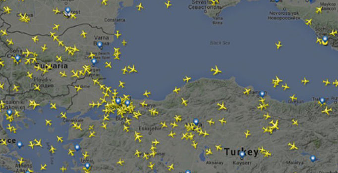 Atatürk Havalimanı'nda patlamalar sonrası uçuşlar durdu