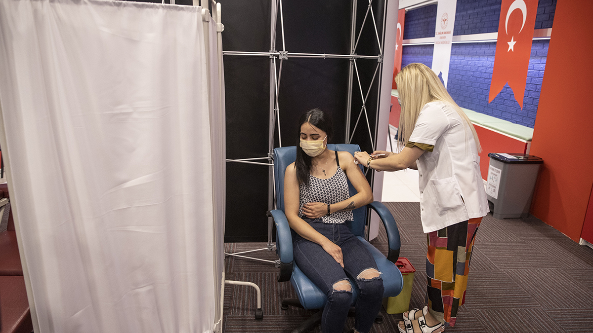Başkentte 30'a yakın AVM'de yerinde aşı hizmeti