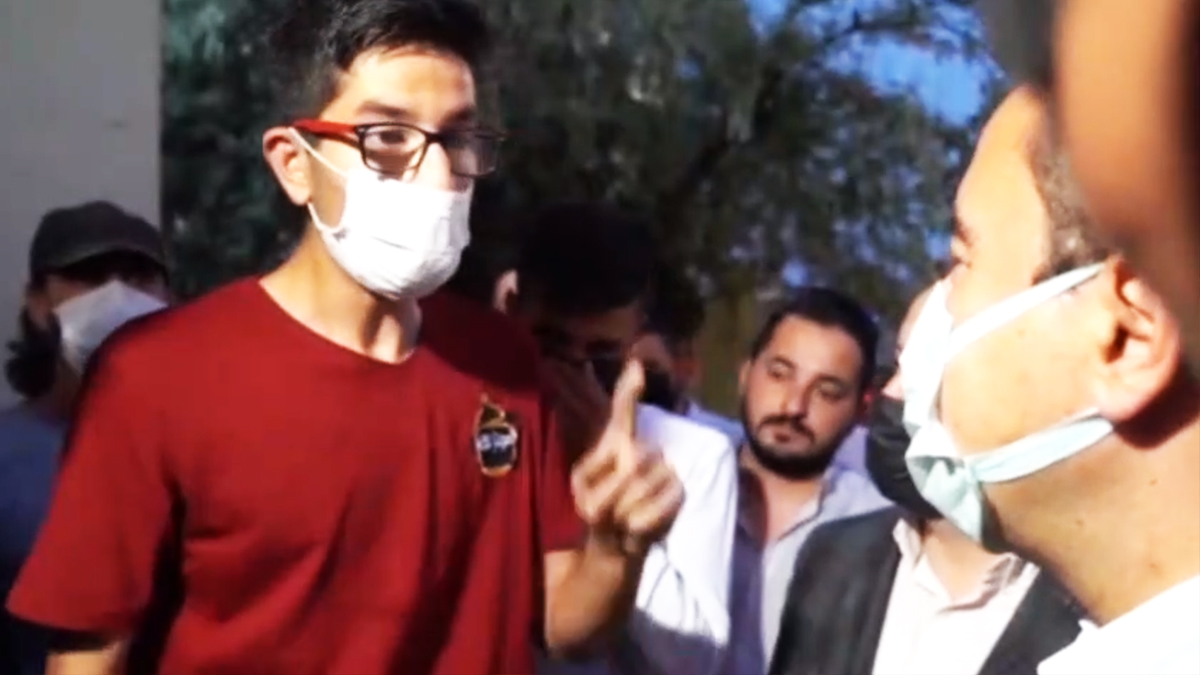 17 yaşındaki genç Babacan'a böyle isyan etti: Gerçekten bıktık, bu ülkede yaşamak stresli