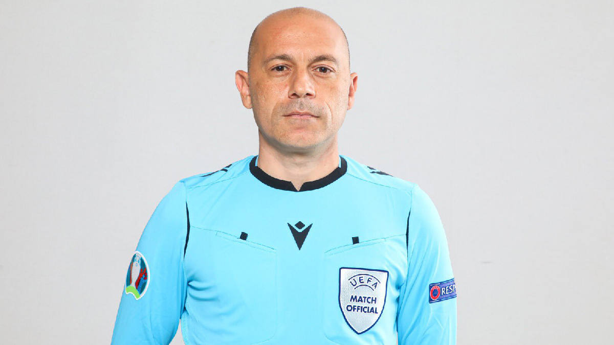 Türk hakem Cüneyt Çakır Avrupa Şampiyonası tarihine geçti