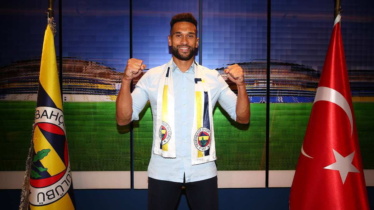 Fenerbahçe İngiliz futbolcu Steven Caulker ile anlaştı