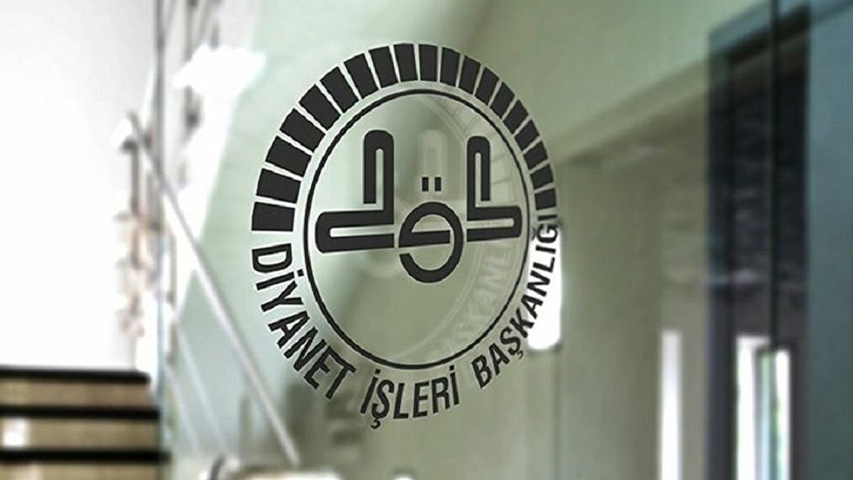 Diyanet'ten 15 Temmuz genelgesi: 00.13'te sela okunacak