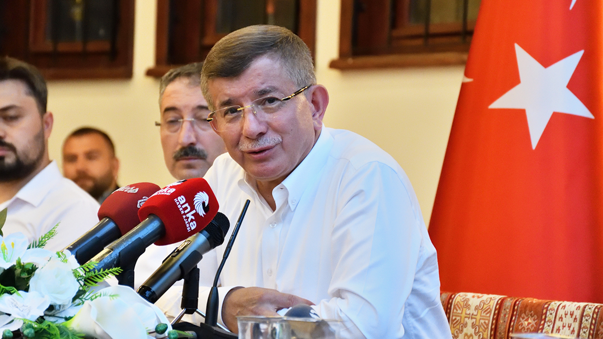 Davutoğlu'ndan seçim çıkışı: İttifaka eklemlenmek için gelmedik