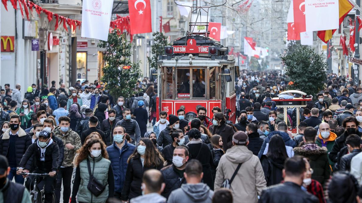 Kurban Bayramı'nda kısıtlama olacak mı? Bilim Kurulu üyesi açıkladı