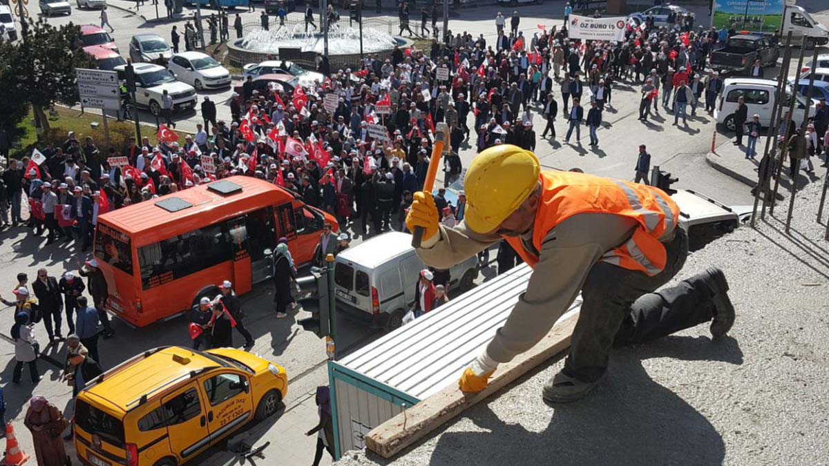 Sendikalar kararlı: En düşük kamu işçisi maaşı 4 bin 800 TL oluyor