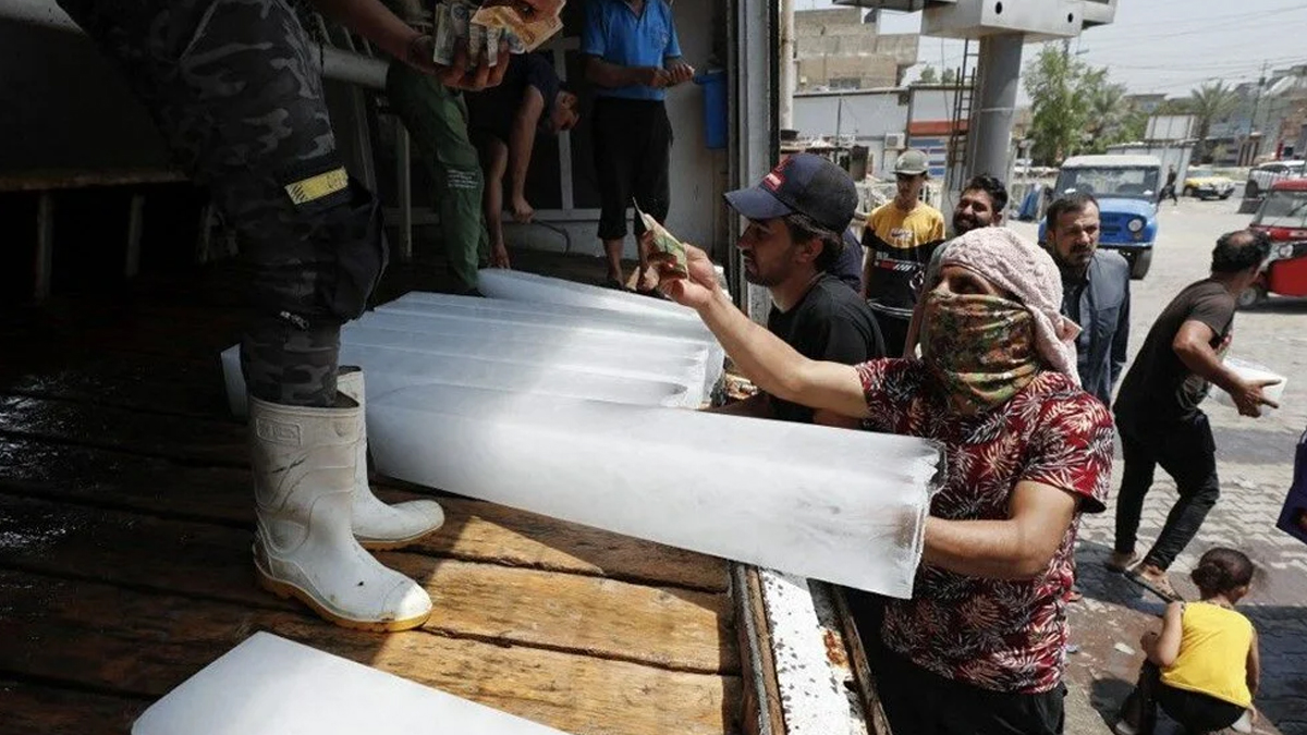 Irak'ta sıcaklar 50 dereceyi aştı: Buzdolapları eriyor, buz talepleri patladı