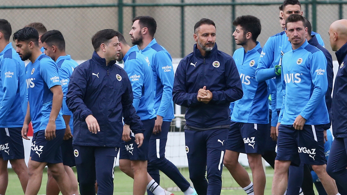 Fenerbahçe Pereira yönetimindeki ilk çalışmasını yaptı