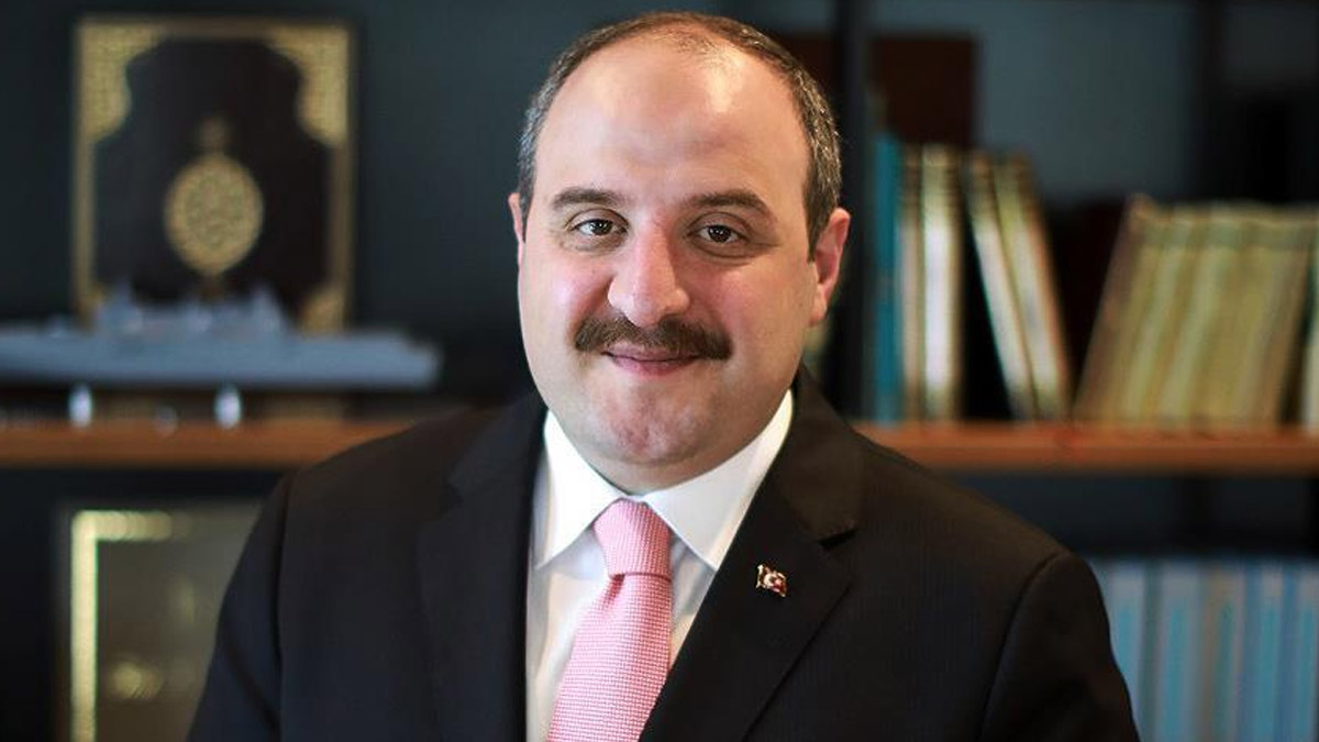 Bakan Varank: Uçan arabalarda da dünya liderliğine oynayacağız