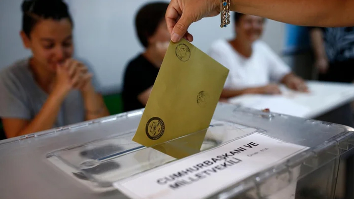 Gençler hangi ittifaka daha yakın? MetroPOLL araştırdı