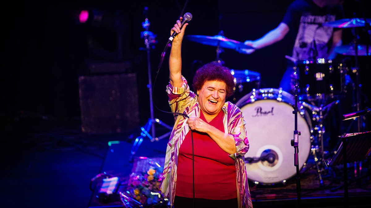 Selda Bağcan'ın 'Düşen hep yerde mi kalır' şarkısına telif cezası