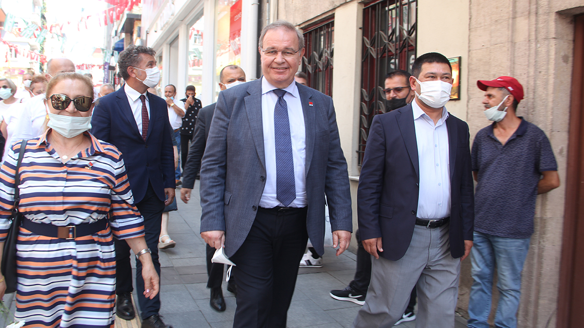 Türkiye'nin borç yükü 2002 seviyesini geçti