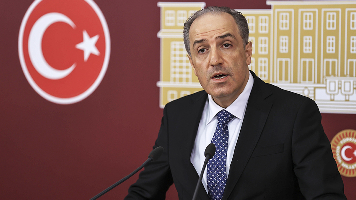 Yeneroğlu'ndan 'torba yasa' tepkisi