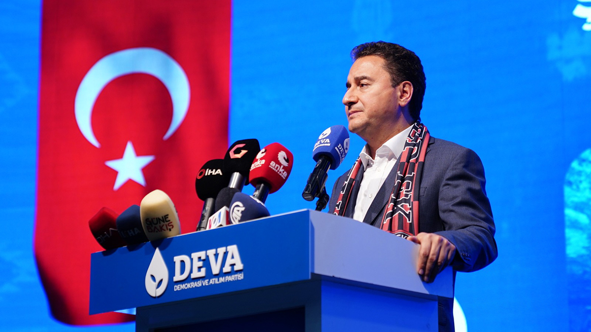 Babacan'dan Erdoğan'a: Niye şu faizi indir demiyorsun?