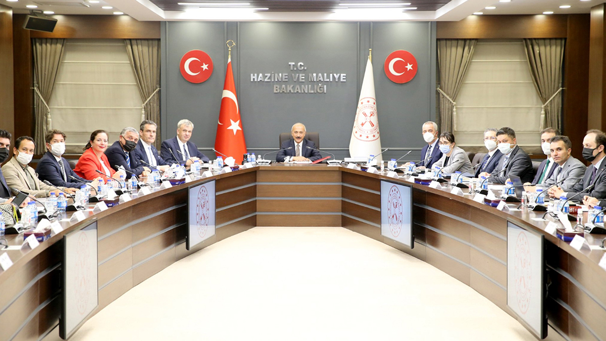 Bakan Elvan'dan 'büyüme' mesajı: Yıl sonunda yüzde 7 olacak