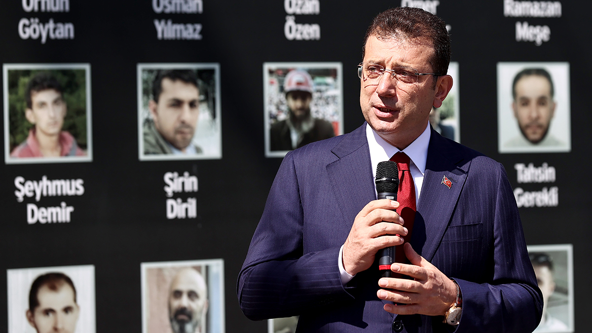 İmamoğlu'ndan 15 Temmuz mesajı: Sadece bir terör örgüt üzerinden konuşulması yanlış