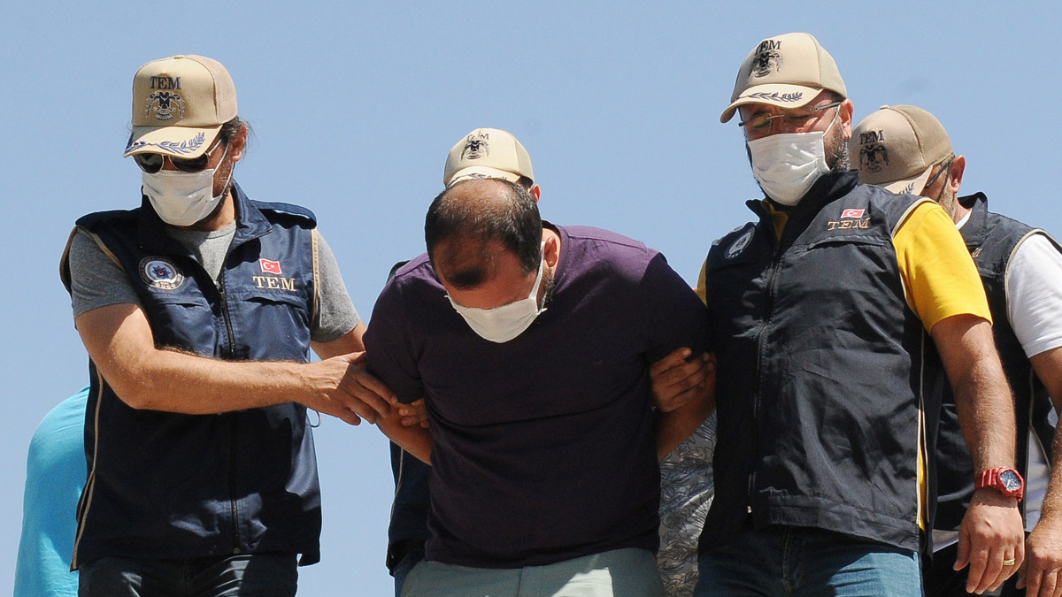 Marmaris'te HDP binasına saldırıda yeni gözaltılar