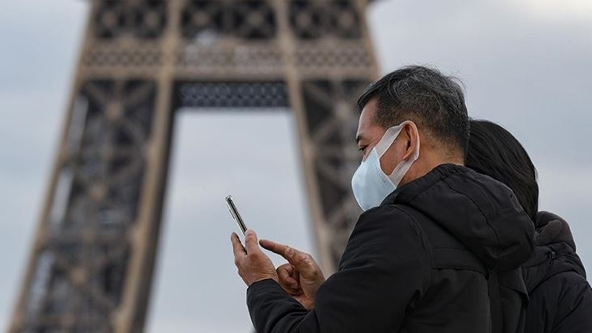 Fransa'da son 24 saatte 12 binin üzerinde yeni vaka