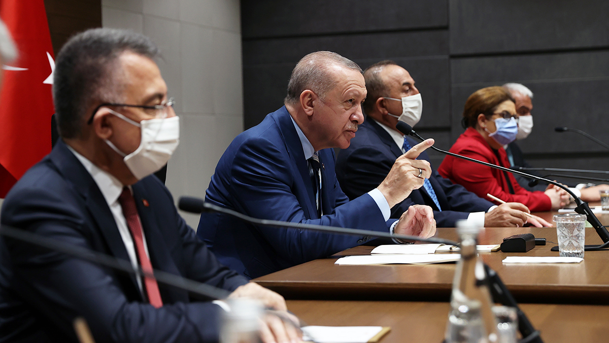 Erdoğan'ın Kıbrıs ziyaretinde dikkat çeken detay: Oğuzhan Asiltürk'e Bahçeli eşlik etti