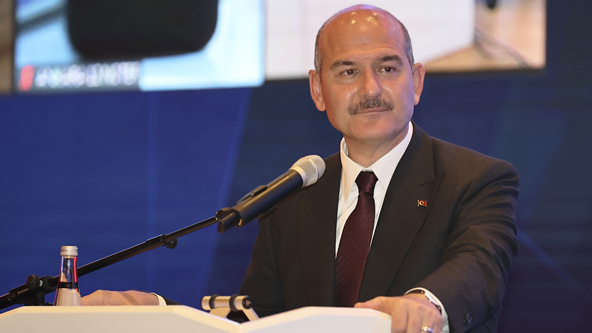 Soylu'dan 'kaçak göçmen' yorumu: En güçlü olduğumuz alan