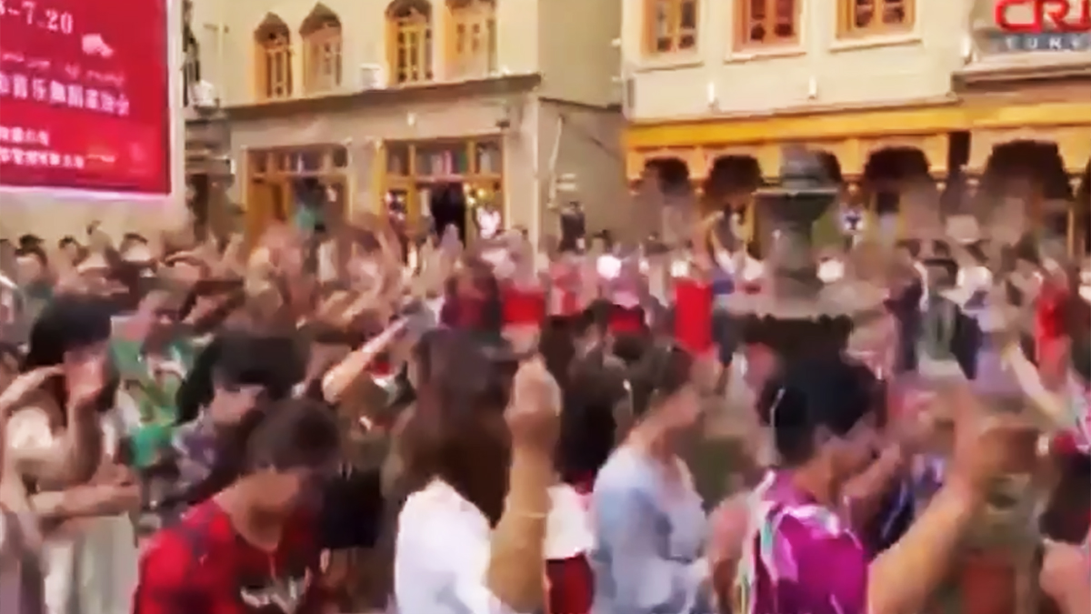 Çin'den skandal Kurban Bayramı paylaşımı: Doğu Türkistan'daki asimilasyonu belgelediler