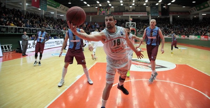 Darüşşafaka Doğuş Adrien Moerman’ı bitirdi