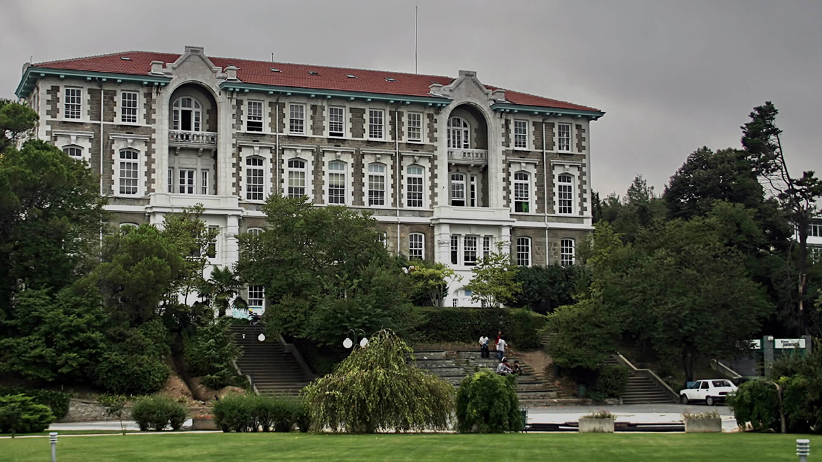 Boğaziçi senatörlerinden adaylara açık mektup