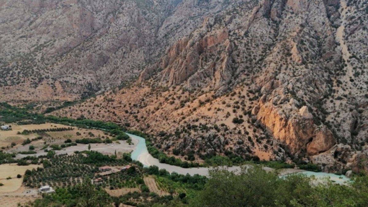 Nunu Vadisi'nde mahsur kalan piknikçiler kurtarıldı
