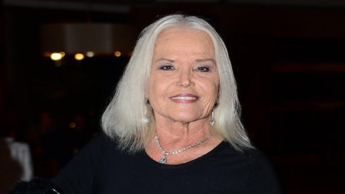 Gönül Yazar, hastaneye kaldırıldı