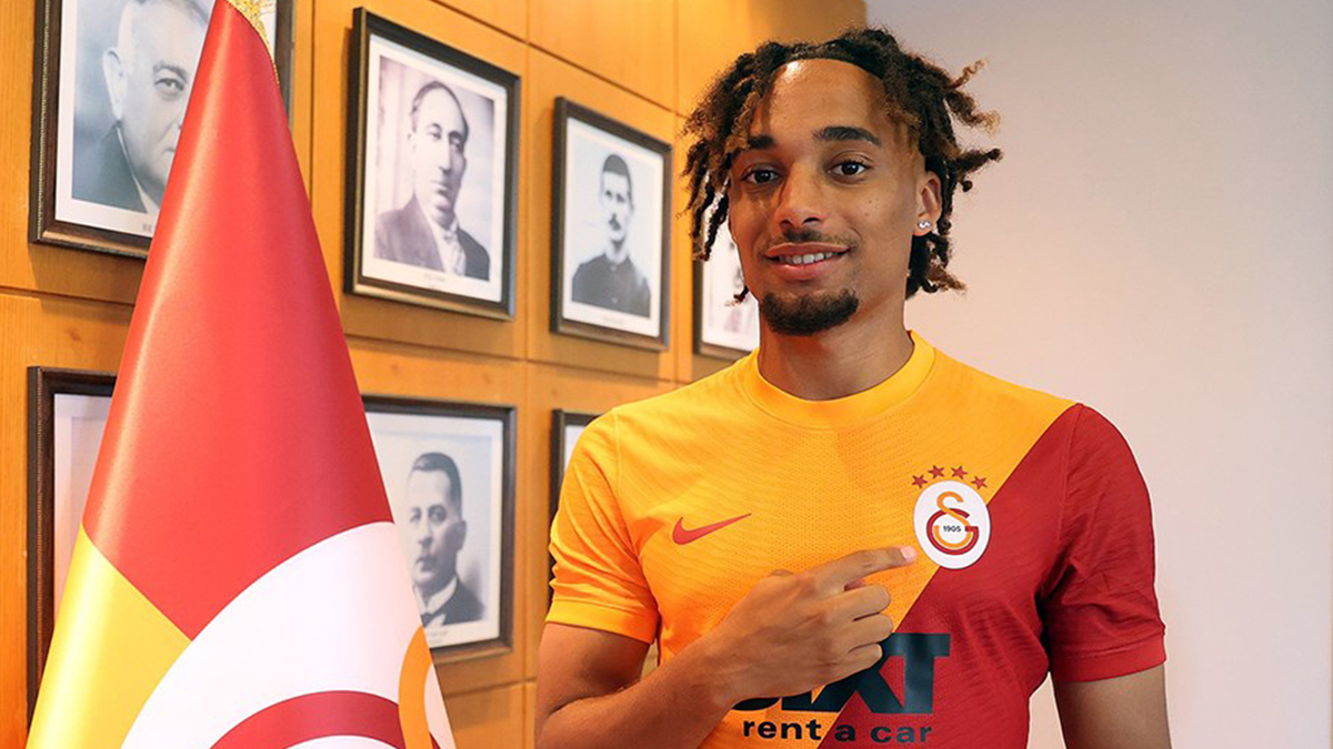 Sacha Boey Galatasaray ile anlaştı.