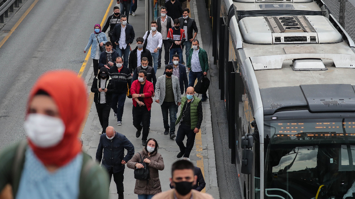 İstanbul için korkutan açıklama: Vakalar iki haftada yüze 50'nin üzerinde arttı