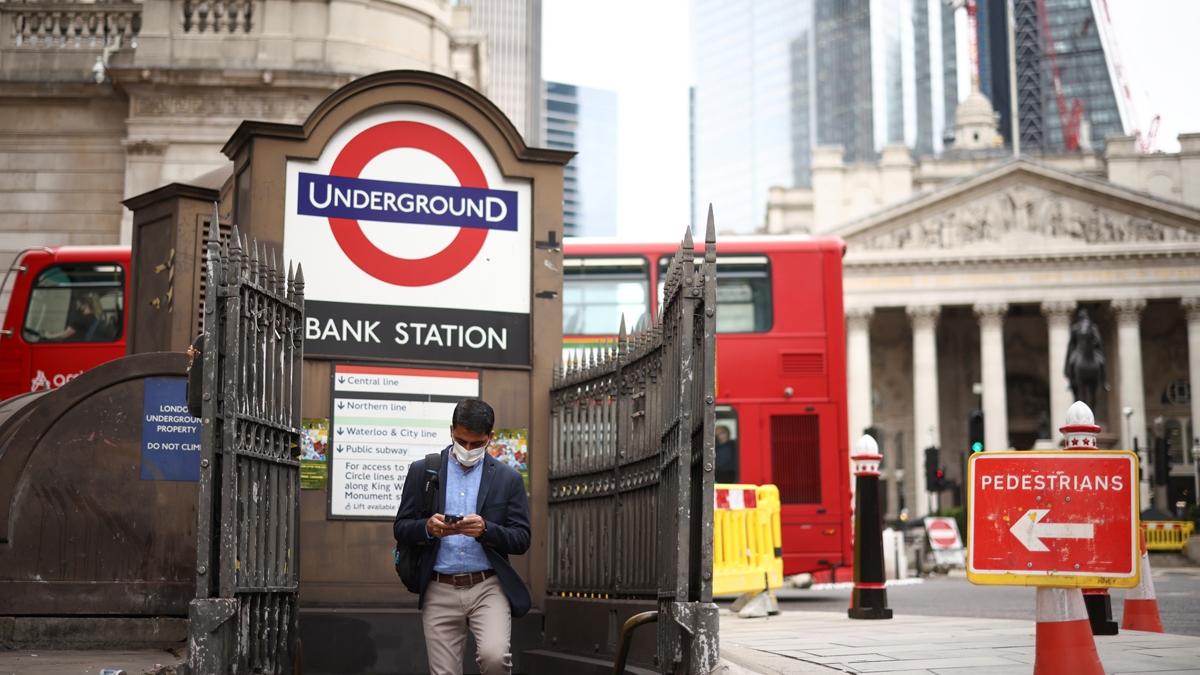 İngiltere'de sona doğru! Sürü bağışıklığı yüzde 87'ye ulaştı